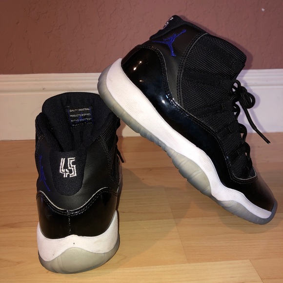 Jordan’s - Picture 2 of 7